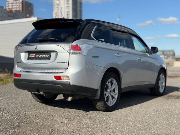 Mitsubishi Outlander III с пробегом 2013 года, цена 1 315 000 рублей, 261292 км, внедорожник, Автокод Объявления