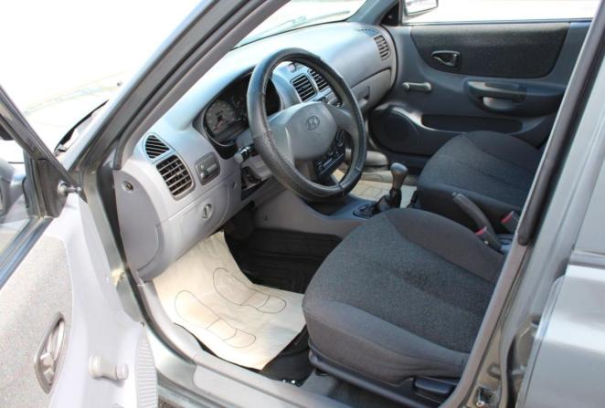 Hyundai Accent II Рестайлинг с пробегом 2005 года, цена 380 000 рублей, 182666 км, седан, Автокод Объявления