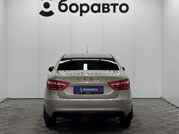 Lada (ВАЗ) Vesta I с пробегом 2018 года, цена 930 000 рублей, 113248 км, седан, Автокод Объявления