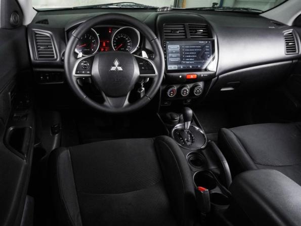 Mitsubishi ASX I Рестайлинг с пробегом 2015 года, цена 1 319 000 рублей, 146831 км, внедорожник, Автокод Объявления