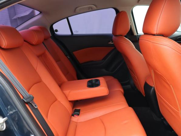 Mazda 3 III (BM) с пробегом 2014 года, цена 1 199 000 рублей, 181182 км, седан, Автокод Объявления