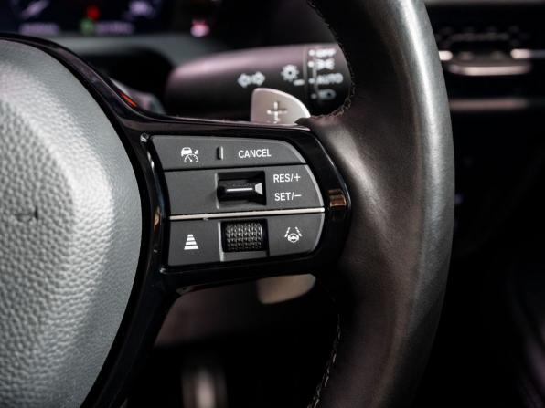 Honda ZR-V с пробегом 2024 года, цена 3 610 000 рублей, 25775 км, внедорожник, Автокод Объявления