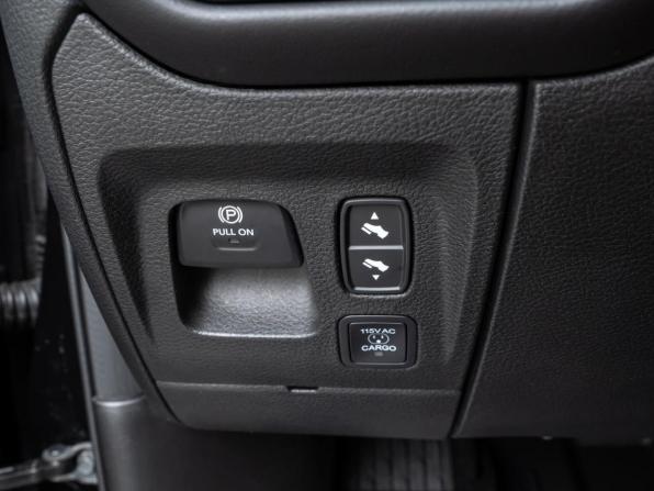 Ram 1500 V Рестайлинг с пробегом 2025 года, цена 9 800 000 рублей, 1572 км, offers.body_type.unknown, Автокод Объявления
