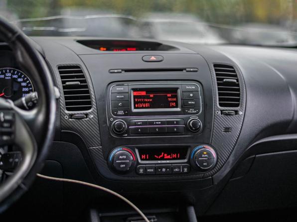 Kia Cerato III с пробегом 2015 года, цена 911 000 рублей, 260501 км, седан, Автокод Объявления