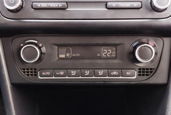Volkswagen Polo V с пробегом 2011 года, цена 620 000 рублей, 215202 км, седан, Автокод Объявления