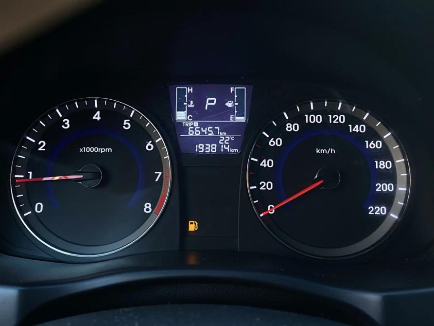 Hyundai Solaris I Рестайлинг Казань  - изображение 9