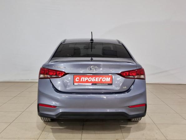 Hyundai Solaris II с пробегом 2018 года, цена 1 260 000 рублей, 137080 км, седан, Автокод Объявления