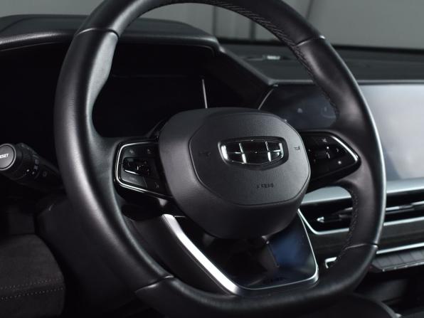 Geely Monjaro I с пробегом 2024 года, цена 3 499 999 рублей, 32150 км, внедорожник, Автокод Объявления