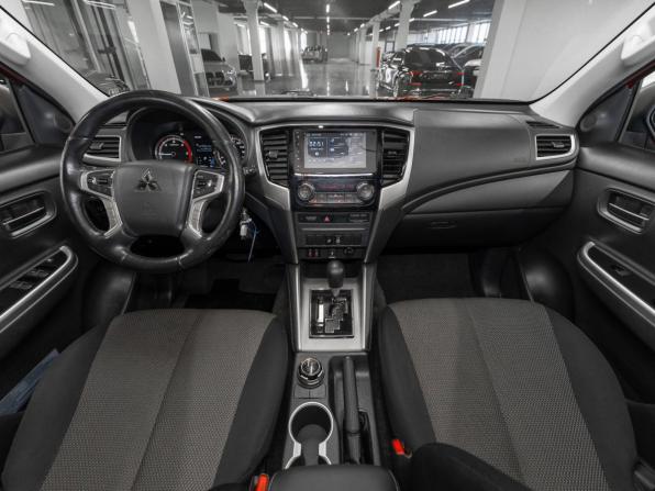 Mitsubishi L200 V Рестайлинг с пробегом 2020 года, цена 3 650 000 рублей, 120671 км, пикап, Автокод Объявления