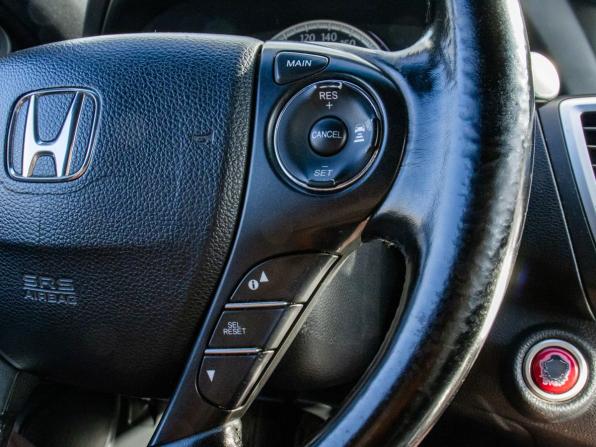 Honda Accord IX с пробегом 2013 года, цена 1 335 000 рублей, 294582 км, седан, Автокод Объявления