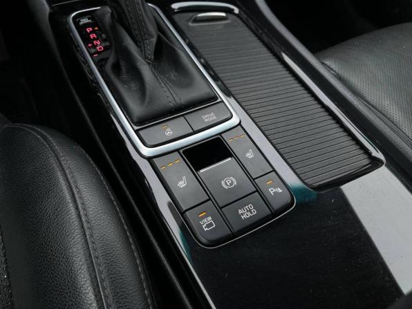 Kia Optima IV Рестайлинг с пробегом 2020 года, цена 1 999 000 рублей, 179985 км, седан, Автокод Объявления