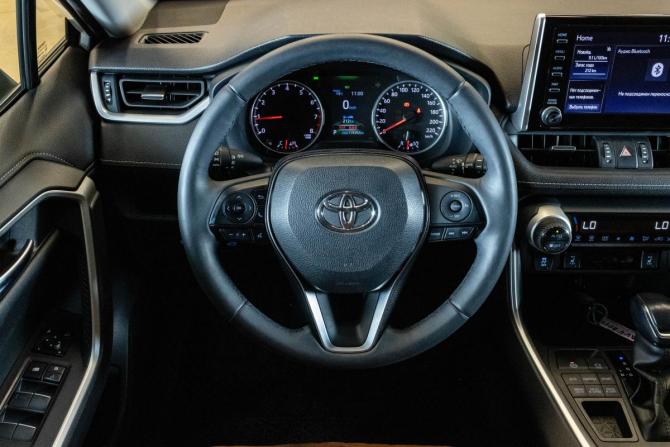 Toyota RAV4 V (XA50) с пробегом 2019 года, цена 2 989 000 рублей, 119392 км, внедорожник, Автокод Объявления