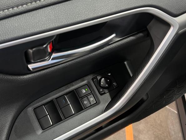 Toyota RAV4 V (XA50) с пробегом 2019 года, цена 3 150 000 рублей, 43365 км, внедорожник, Автокод Объявления