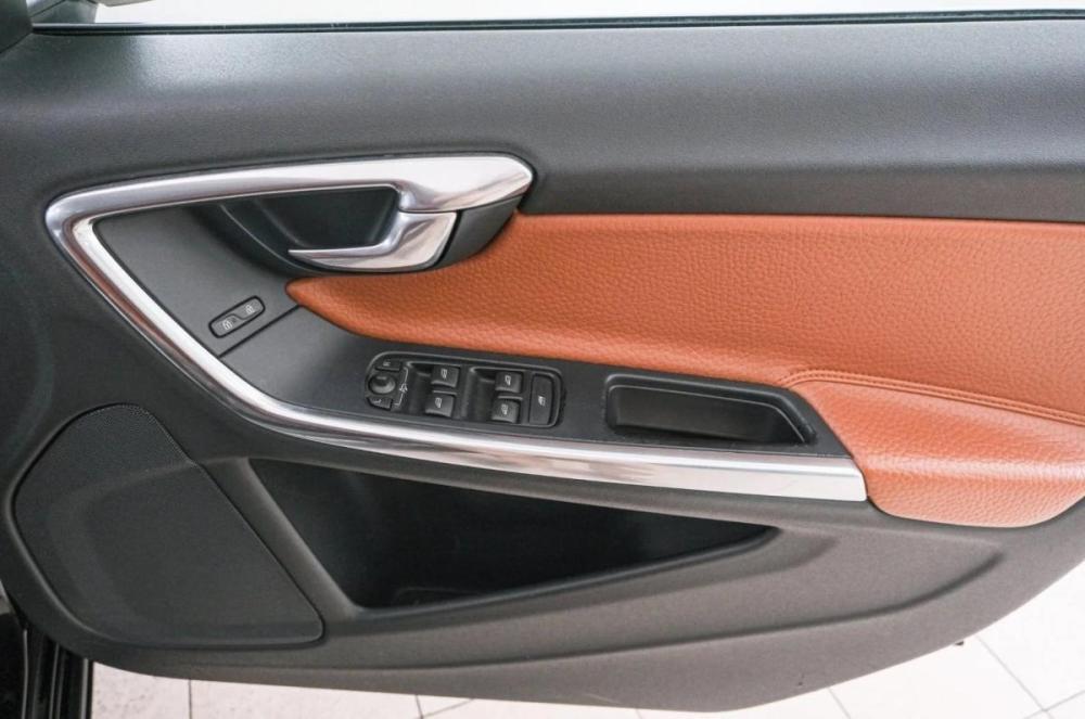 Volvo V60 I Красноярск  - изображение 21