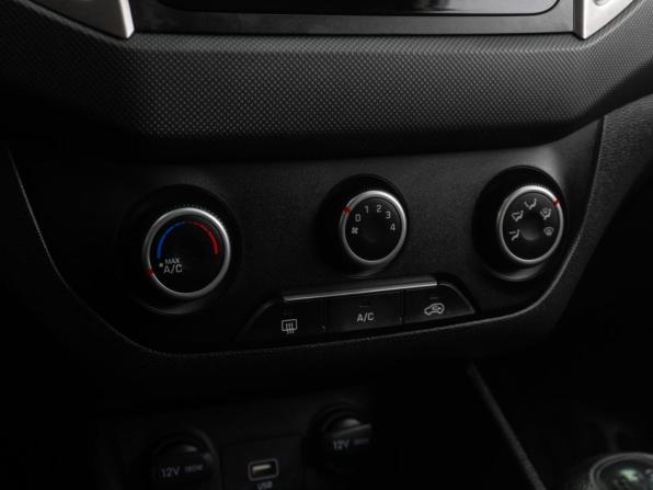 Hyundai Creta I Рестайлинг с пробегом 2020 года, цена 1 799 000 рублей, 83467 км, внедорожник, Автокод Объявления