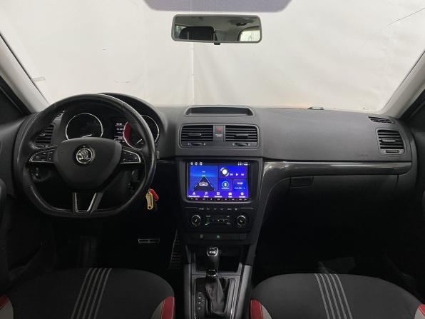 Skoda Yeti I Рестайлинг с пробегом 2017 года, цена 1 270 000 рублей, 211721 км, внедорожник, Автокод Объявления