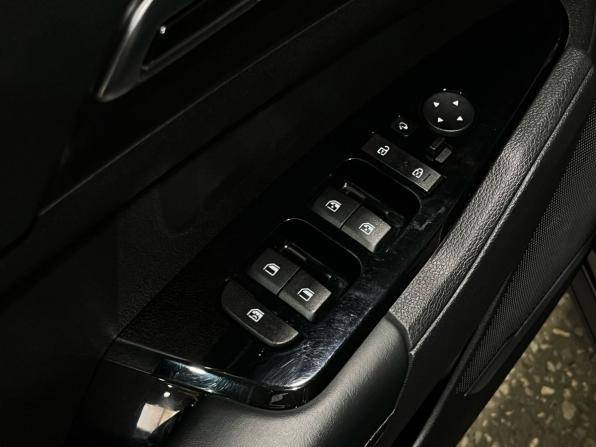 Kia Sportage V с пробегом 2023 года, цена 3 480 000 рублей, 40301 км, внедорожник, Автокод Объявления