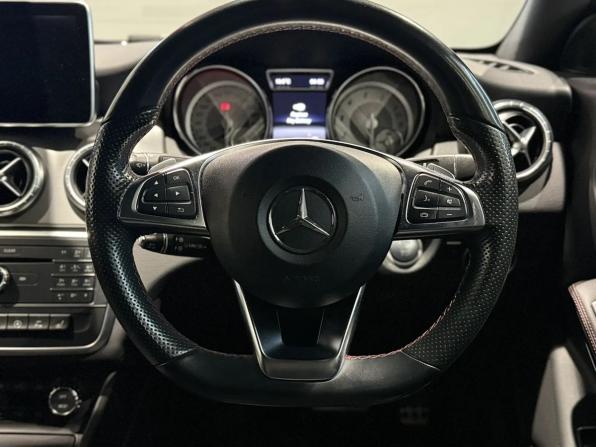 Mercedes-Benz CLA I (C117 X117) с пробегом 2015 года, цена 1 800 000 рублей, 47000 км, седан, Автокод Объявления