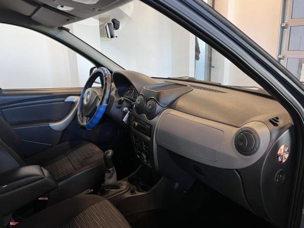Renault Logan I Рестайлинг с пробегом 2012 года, цена 400 000 рублей, 171225 км, седан, Автокод Объявления