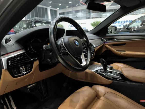 BMW 5 серии VII (G30/G31/G38) с пробегом 2017 года, цена 3 250 000 рублей, 149000 км, седан, Автокод Объявления