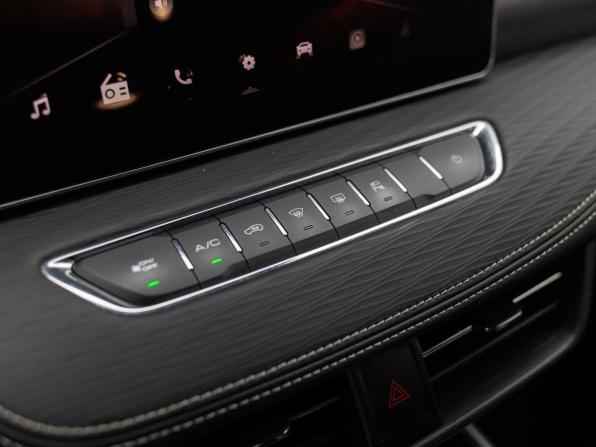 Haval Jolion I Рестайлинг с пробегом 2024 года, цена 2 000 000 рублей, 36845 км, внедорожник, Автокод Объявления