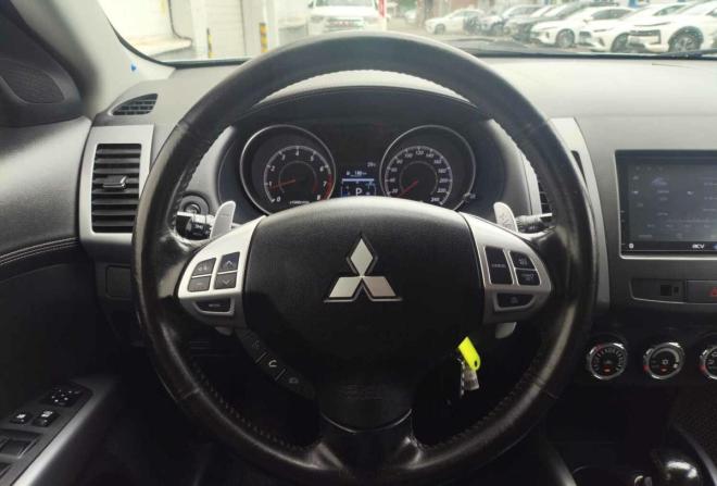 Mitsubishi Outlander II Рестайлинг с пробегом 2011 года, цена 1 299 000 рублей, 138829 км, внедорожник, Автокод Объявления