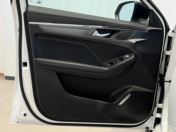 Haval Jolion I Рестайлинг с пробегом 2024 года, цена 1 999 000 рублей, 25925 км, внедорожник, Автокод Объявления