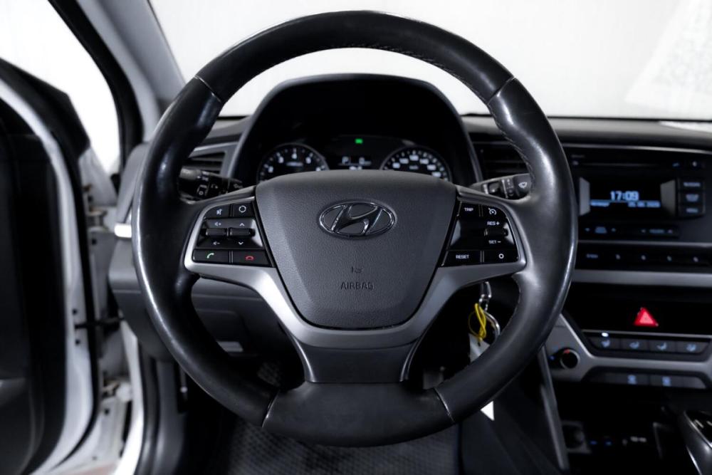 Hyundai Elantra VI (AD) Тюмень  - изображение 15