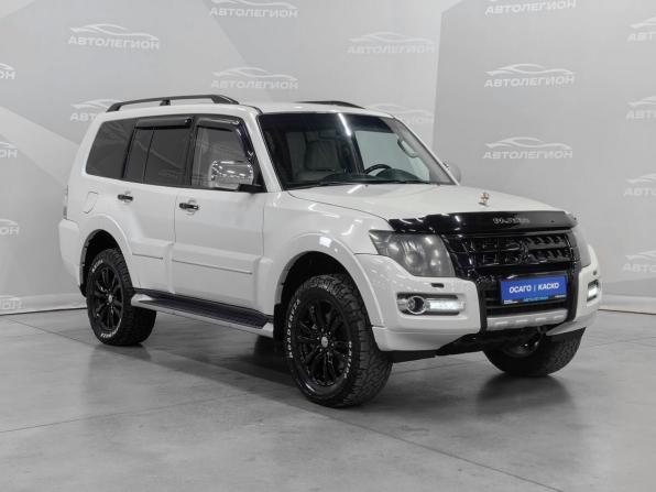 Mitsubishi Pajero IV Рестайлинг 2 с пробегом 2019 года, цена 3 350 000 рублей, 135000 км, внедорожник, Автокод Объявления