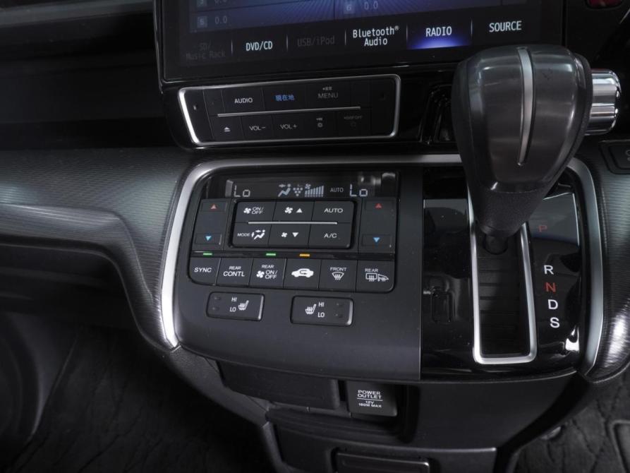 Honda Stepwgn V Рестайлинг Ростов-на-Дону  - изображение 17