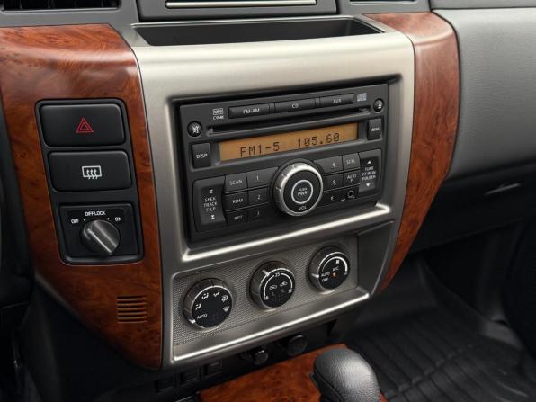 Nissan Patrol V (Y61) Рестайлинг с пробегом 2024 года, цена 13 500 000 рублей, 624 км, внедорожник, Автокод Объявления