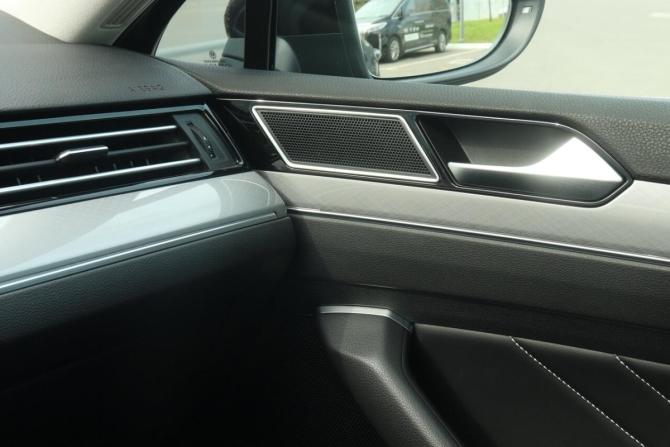 Volkswagen Passat B8 Рестайлинг с пробегом 2020 года, цена 2 576 000 рублей, 90929 км, седан, Автокод Объявления