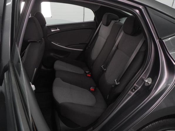 Hyundai Solaris I с пробегом 2013 года, цена 899 000 рублей, 93381 км, седан, Автокод Объявления