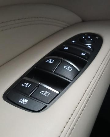 Infiniti QX60 I Рестайлинг с пробегом 2019 года, цена 2 449 000 рублей, 129000 км, внедорожник, Автокод Объявления