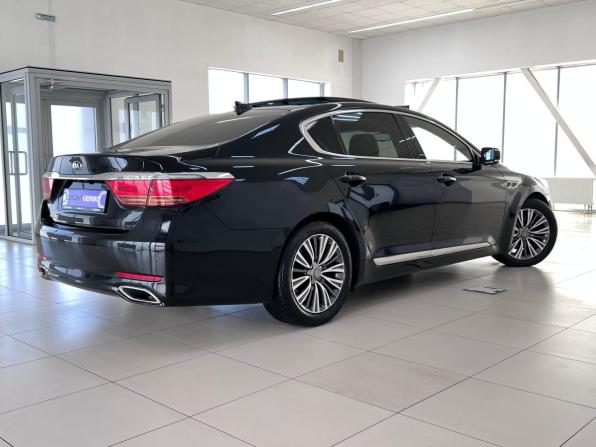 Kia Quoris I Ресталинг 2 с пробегом 2017 года, цена 2 300 000 рублей, 239741 км, седан, Автокод Объявления