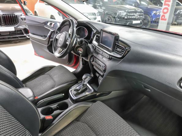 Kia Ceed III с пробегом 2019 года, цена 1 449 000 рублей, 137839 км, хэтчбек, Автокод Объявления