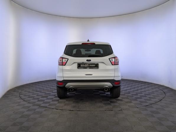 Ford Kuga II Рестайлинг с пробегом 2018 года, цена 1 700 000 рублей, 90321 км, внедорожник, Автокод Объявления