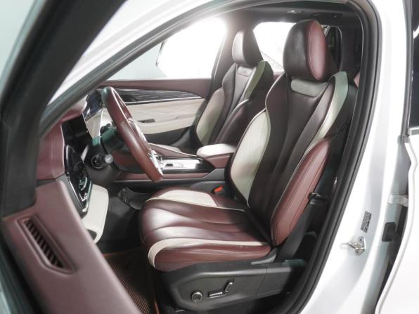 Geely Monjaro I с пробегом 2023 года, цена 2 649 000 рублей, 117252 км, внедорожник, Автокод Объявления