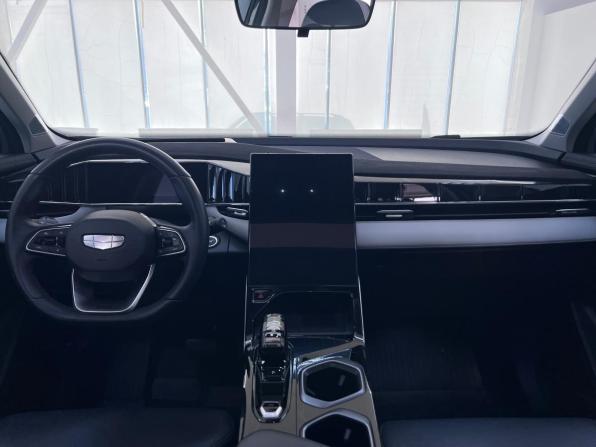 Geely Atlas II с пробегом 2024 года, цена 2 825 000 рублей, 31681 км, внедорожник, Автокод Объявления