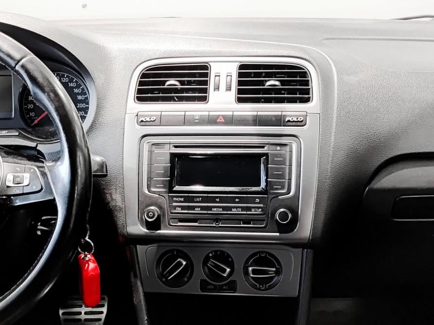 Volkswagen Polo V Рестайлинг Казань  - изображение 18