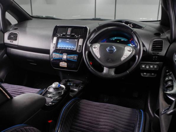 Nissan Leaf I (ZE0/AZE0) с пробегом 2016 года, цена 1 270 000 рублей, 136625 км, хэтчбек, Автокод Объявления