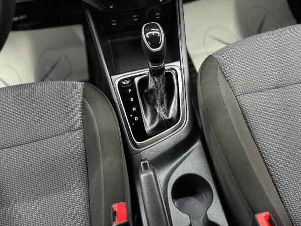 Hyundai Solaris II Рестайлинг с пробегом 2021 года, цена 1 720 000 рублей, 71150 км, седан, Автокод Объявления