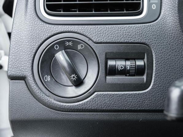 Volkswagen Polo V с пробегом 2015 года, цена 744 700 рублей, 178721 км, седан, Автокод Объявления