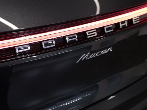 Porsche Macan I Рестайлинг 2 с пробегом 2025 года, цена 12 340 000 рублей, 45 км, внедорожник, Автокод Объявления