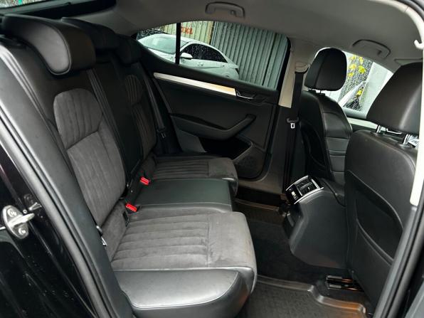 Skoda Superb III с пробегом 2017 года, цена 1 567 800 рублей, 240872 км, лифтбек, Автокод Объявления