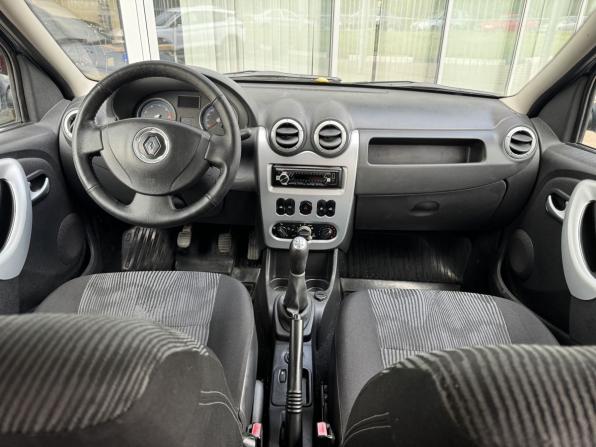 Renault Logan I Рестайлинг с пробегом 2010 года, цена 435 000 рублей, 190000 км, седан, Автокод Объявления