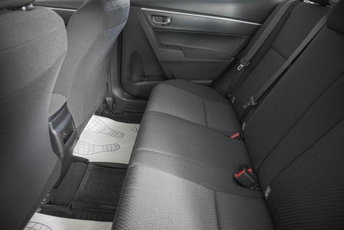 Toyota Corolla XI (E160 E170 E180) с пробегом 2013 года, цена 1 699 000 рублей, 118773 км, седан, Автокод Объявления