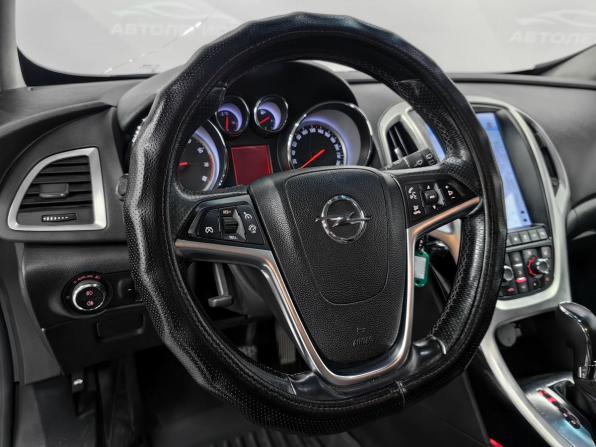 Opel Astra J Рестайлинг с пробегом 2012 года, цена 830 000 рублей, 278059 км, хэтчбек, Автокод Объявления