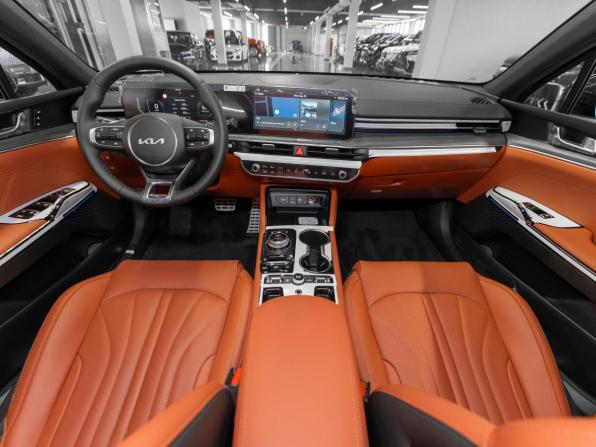 Kia K5 III Рестайлинг с пробегом 2026 года, цена 4 800 000 рублей, 50 км, седан, Автокод Объявления