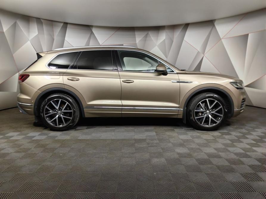 Volkswagen Touareg III Москва  - изображение 6